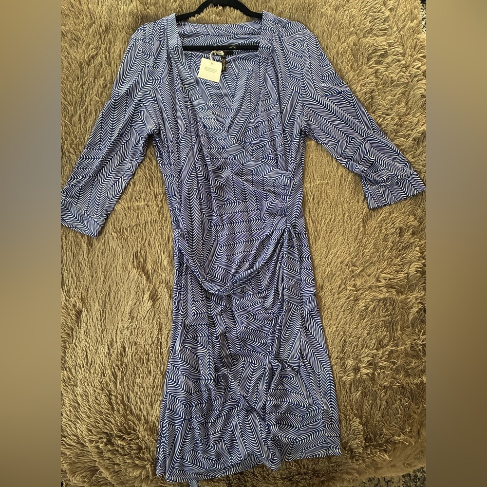 Laundry By Shelli Segal Blue and White 3/4 Sleeve Dress